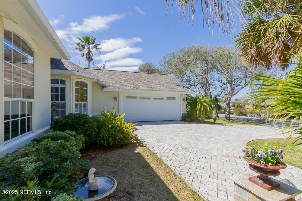 157 S BEACH Drive