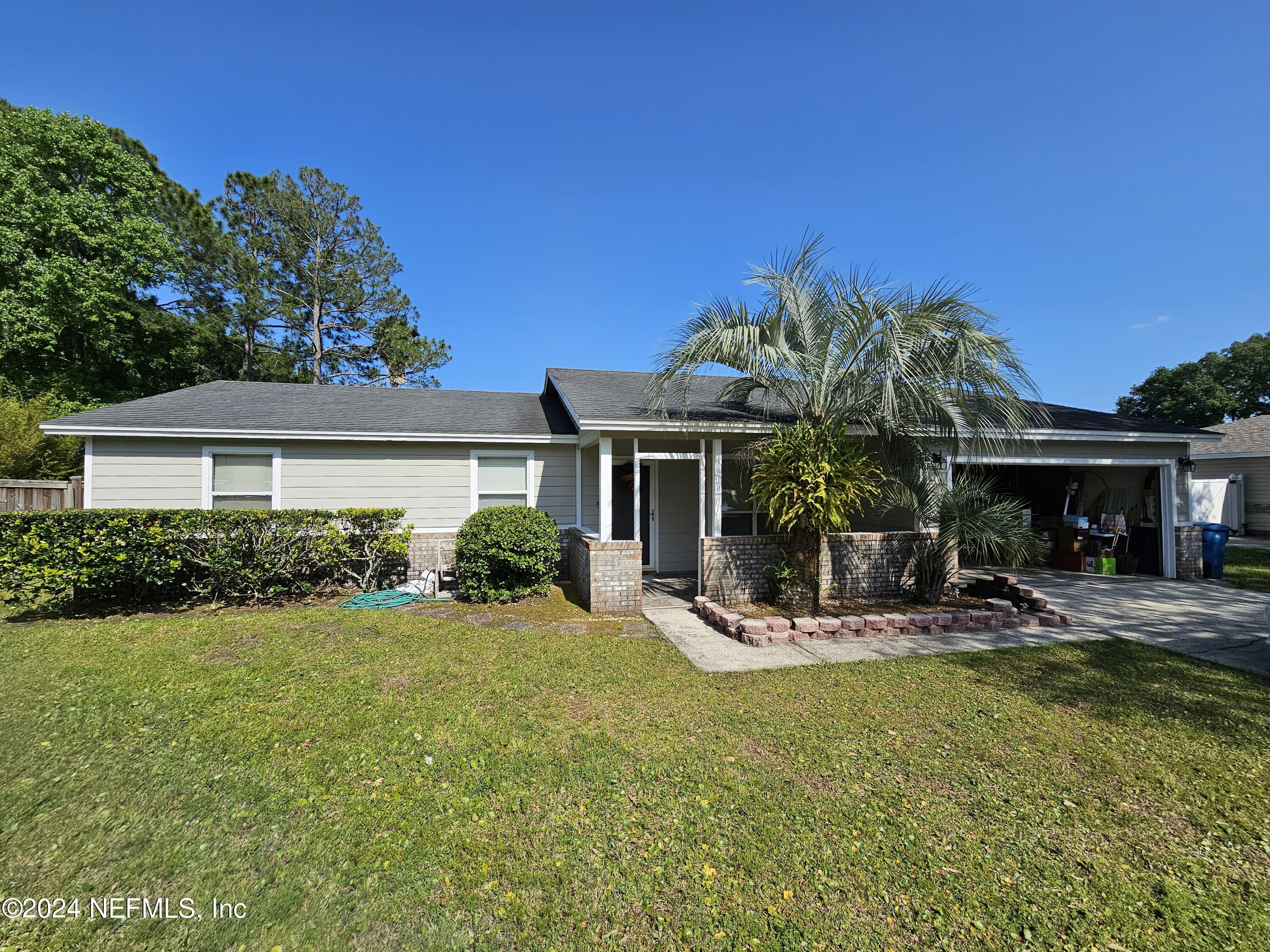 Jacksonville, FL home for sale located at 567 Peregrine Court, Jacksonville, FL 32225