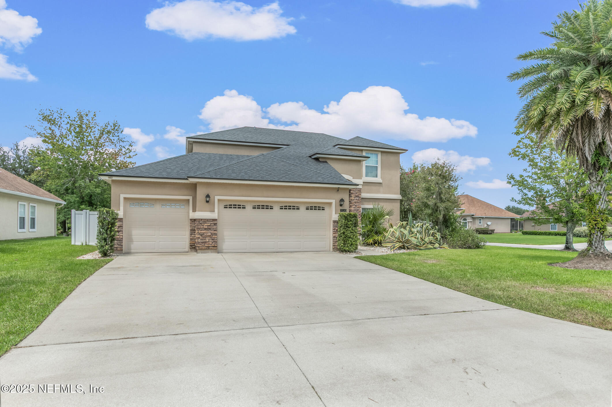 2500 W CAPARINA Drive