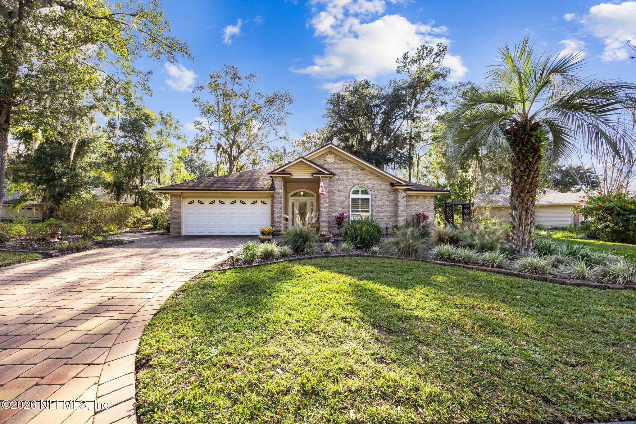 4364 HOLLYGATE Drive