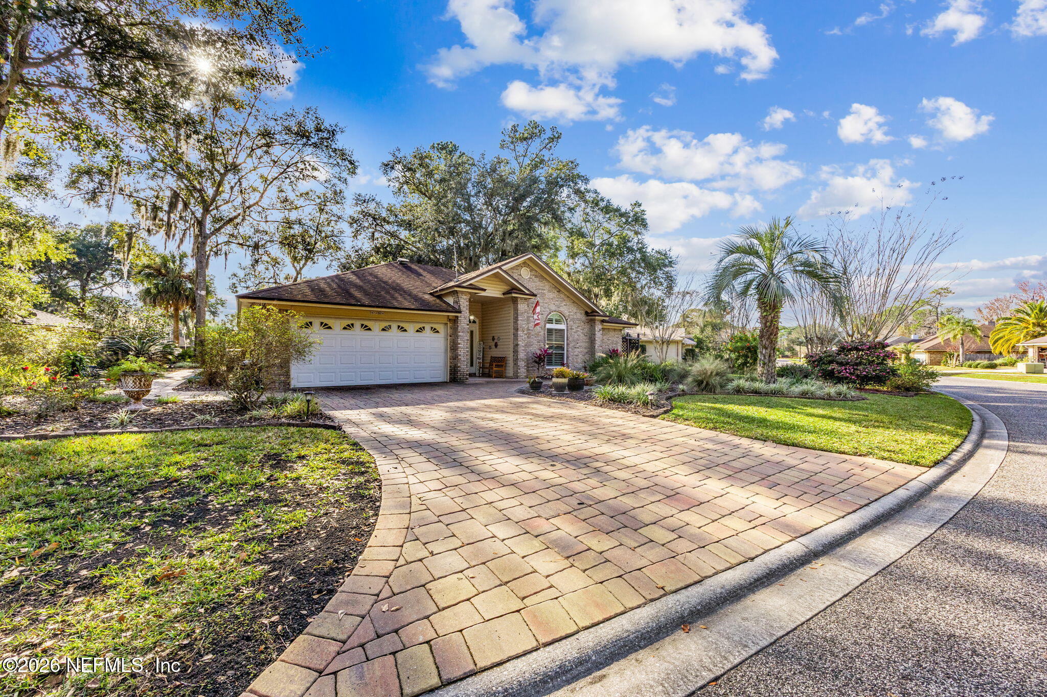 4364 HOLLYGATE Drive