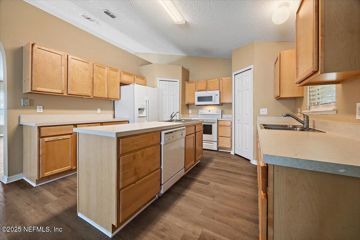 4131 WOODLEY CREEK Road