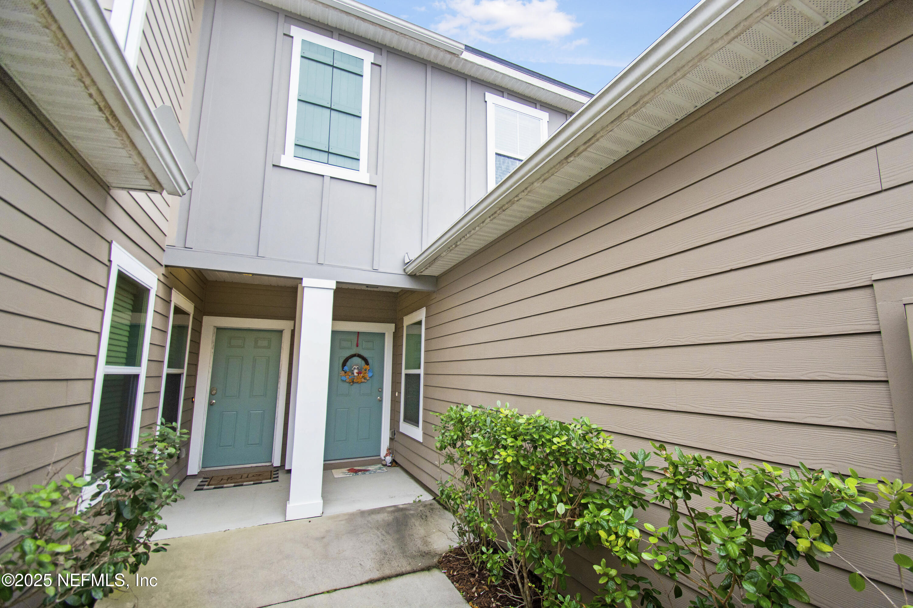 39 WHITLAND Way