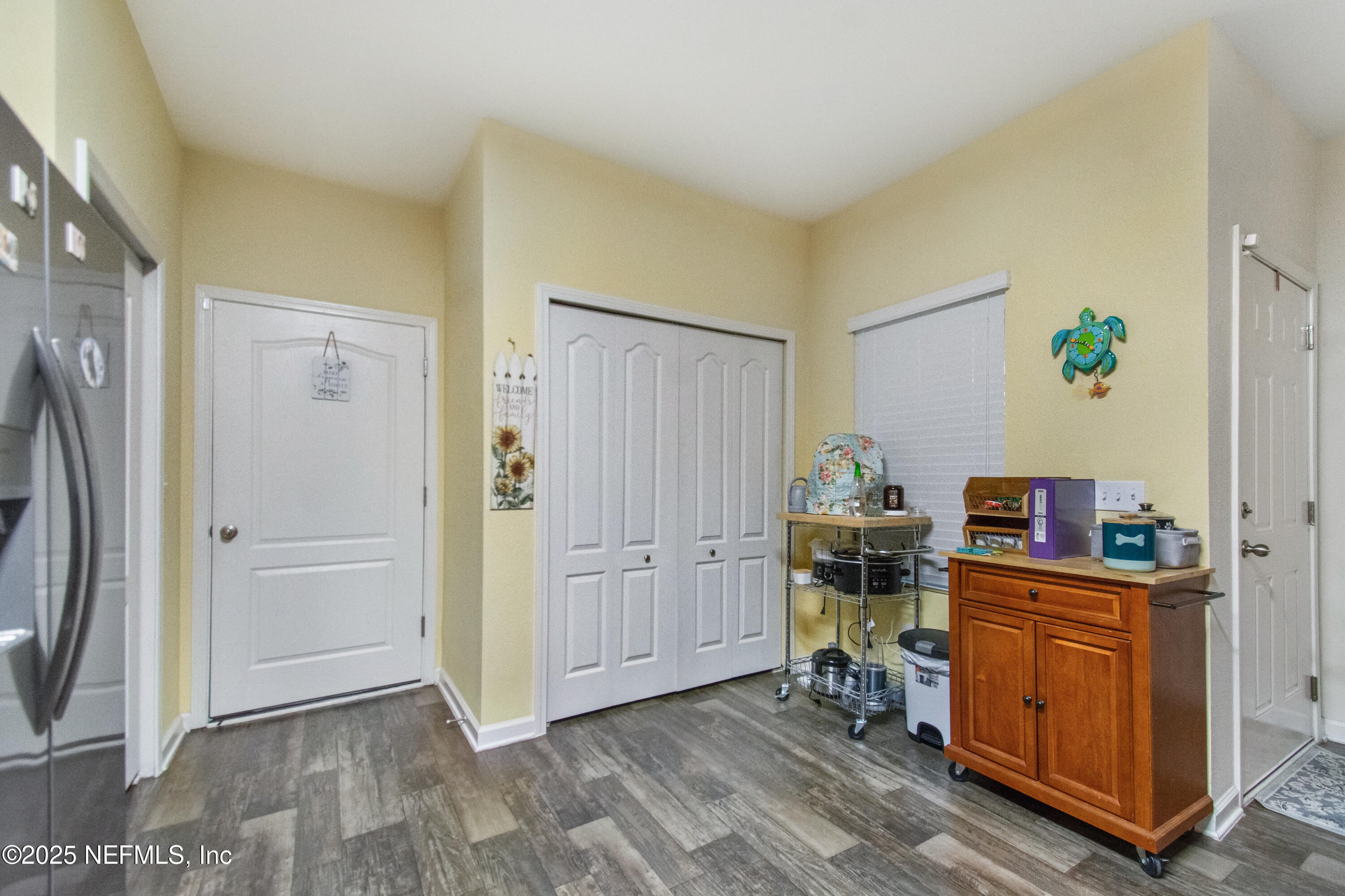 39 WHITLAND Way