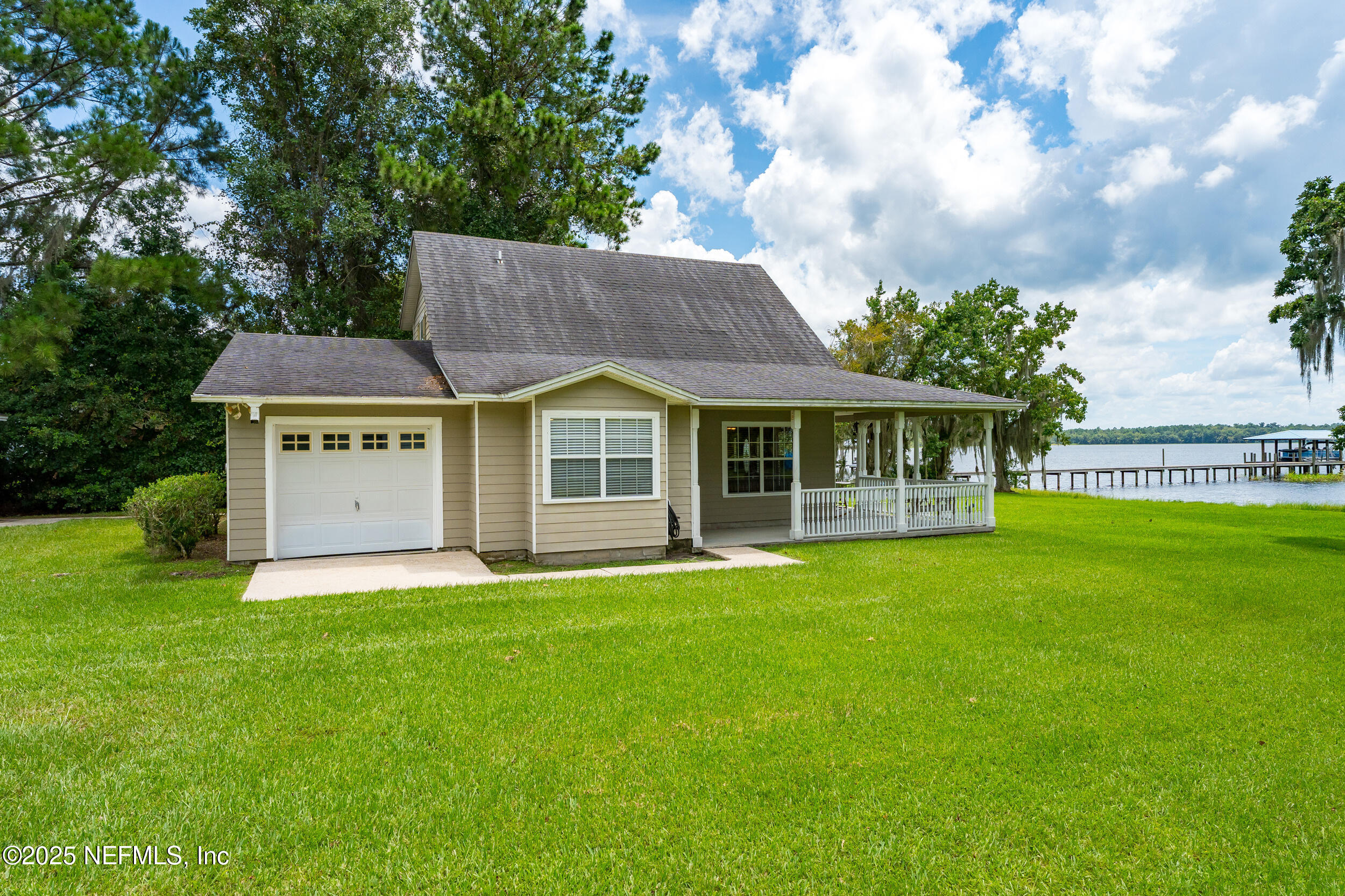 209 BEACH Drive
