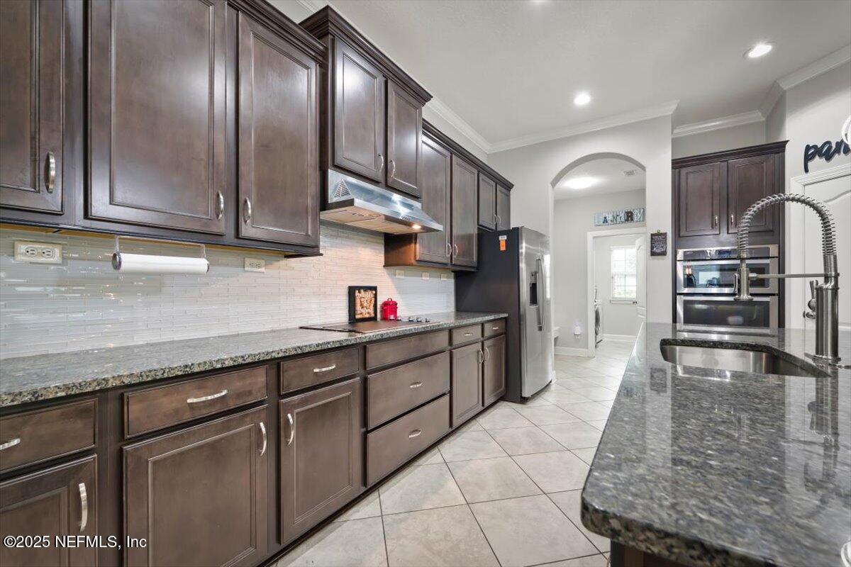 4420 CASTLE PALM Court