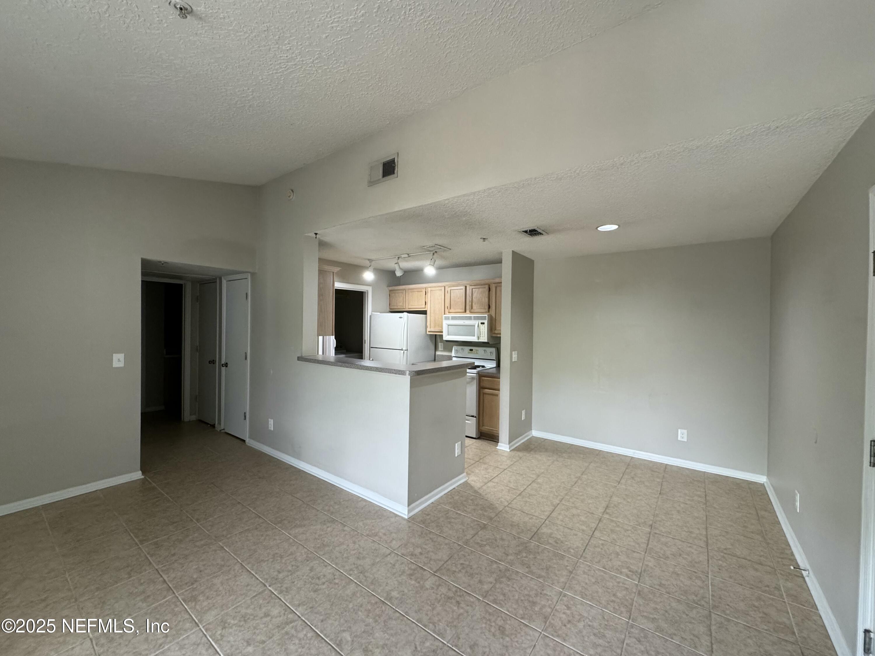 7701 TIMBERLIN PARK Boulevard 1635