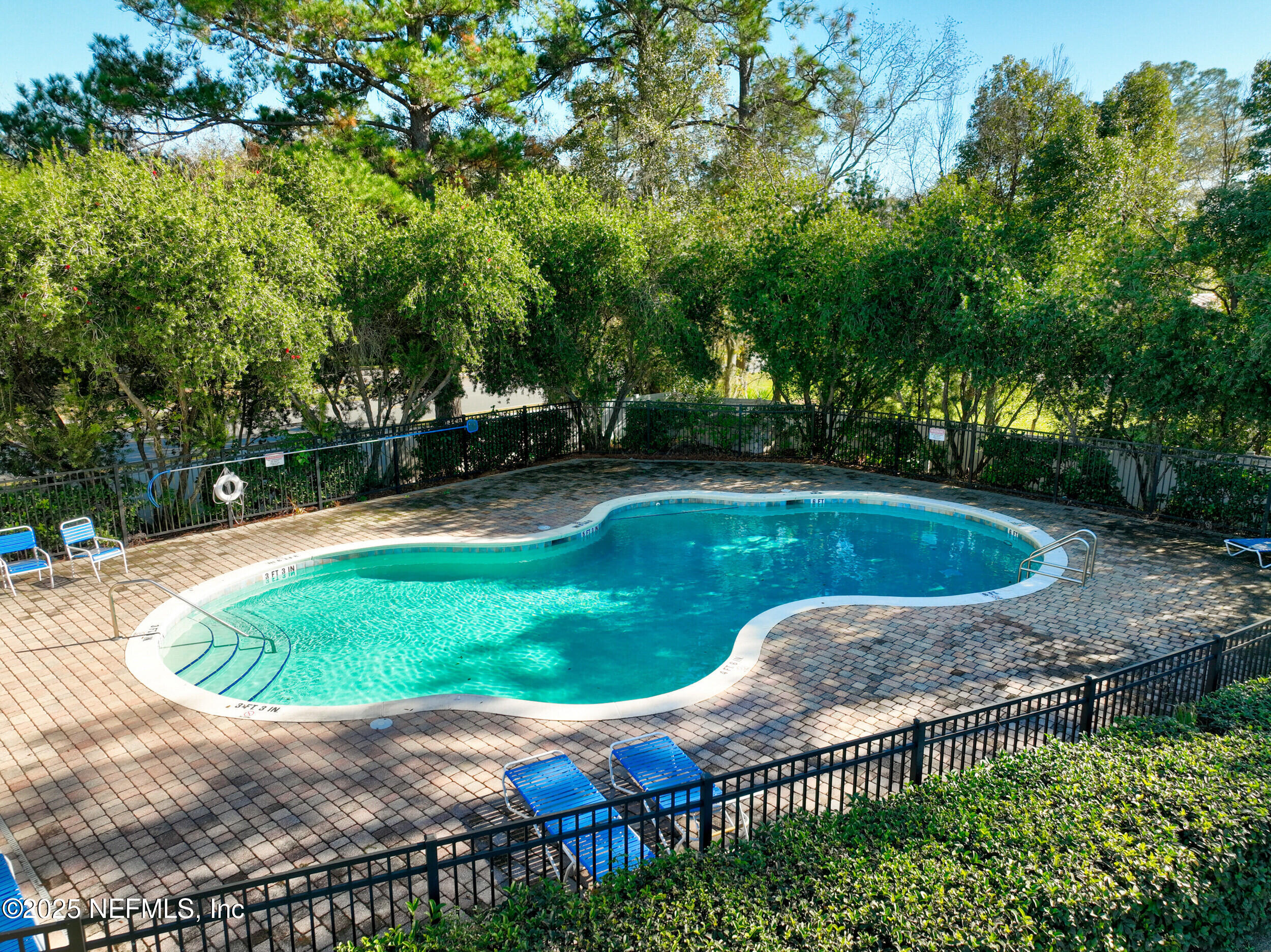 Photo 1 of 24 — 724 LIBERTY Circle, Macclenny, FL 32063