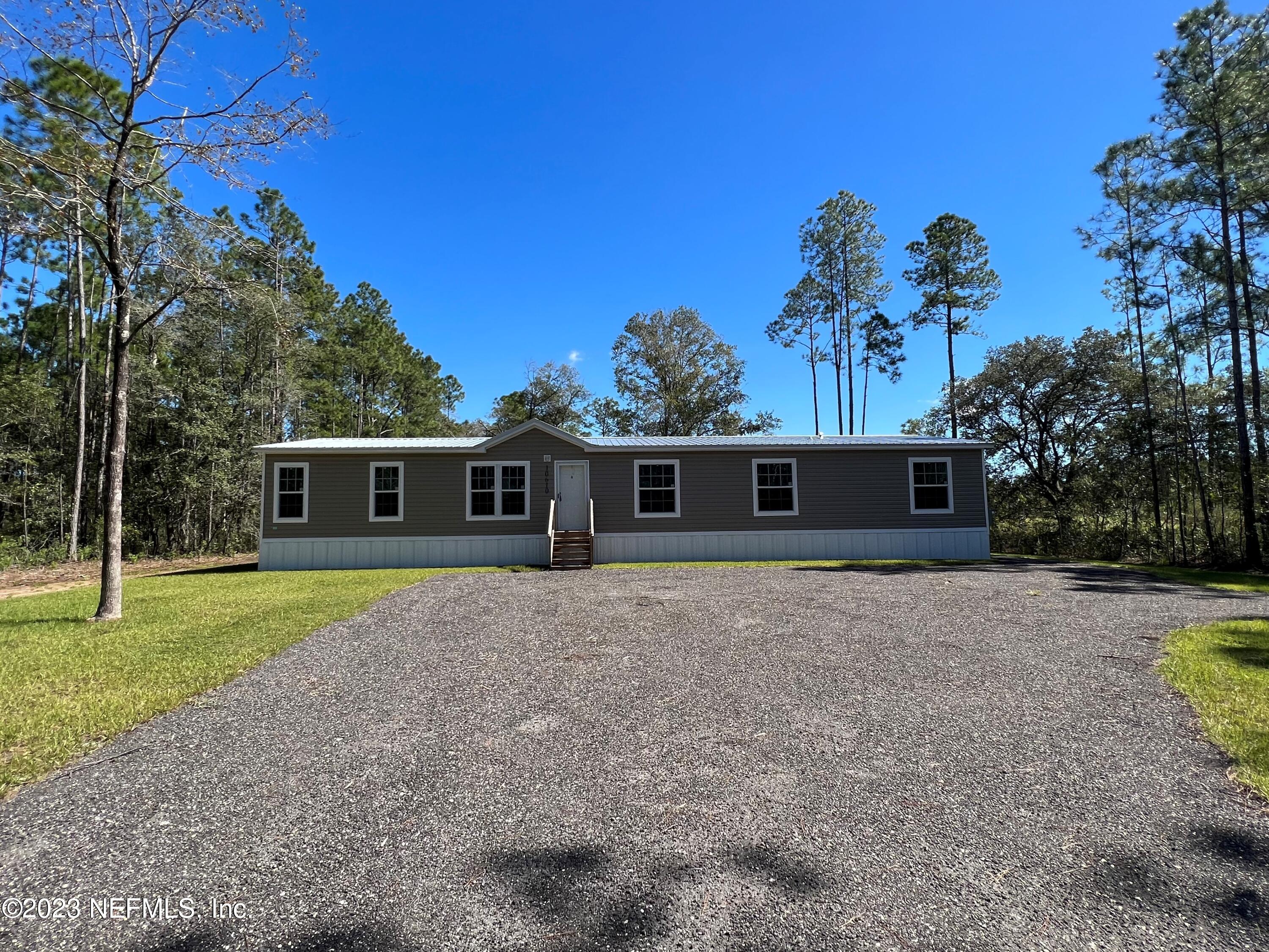 Hastings, FL home for sale located at 10610 EBERT Avenue, Hastings, FL 32145