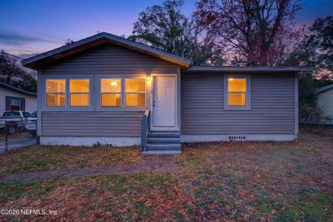 Photo of 3425 GREENBRIER Drive, Jacksonville, FL 32254 (MLS # 2129033)