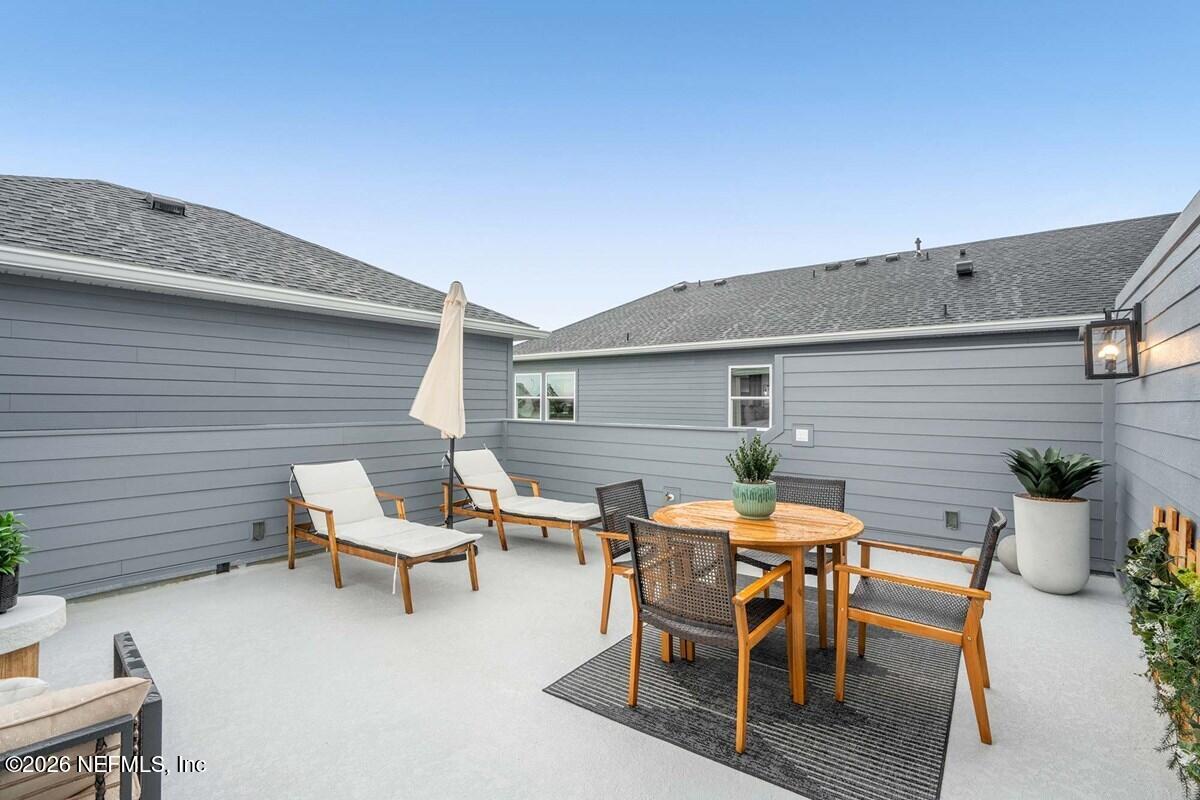 11943 MIRACLE WOODS Way