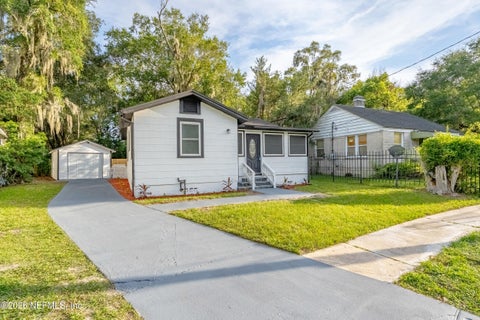 Photo of 104 W 54TH Street, Jacksonville, FL 32208 (MLS # 2156198)