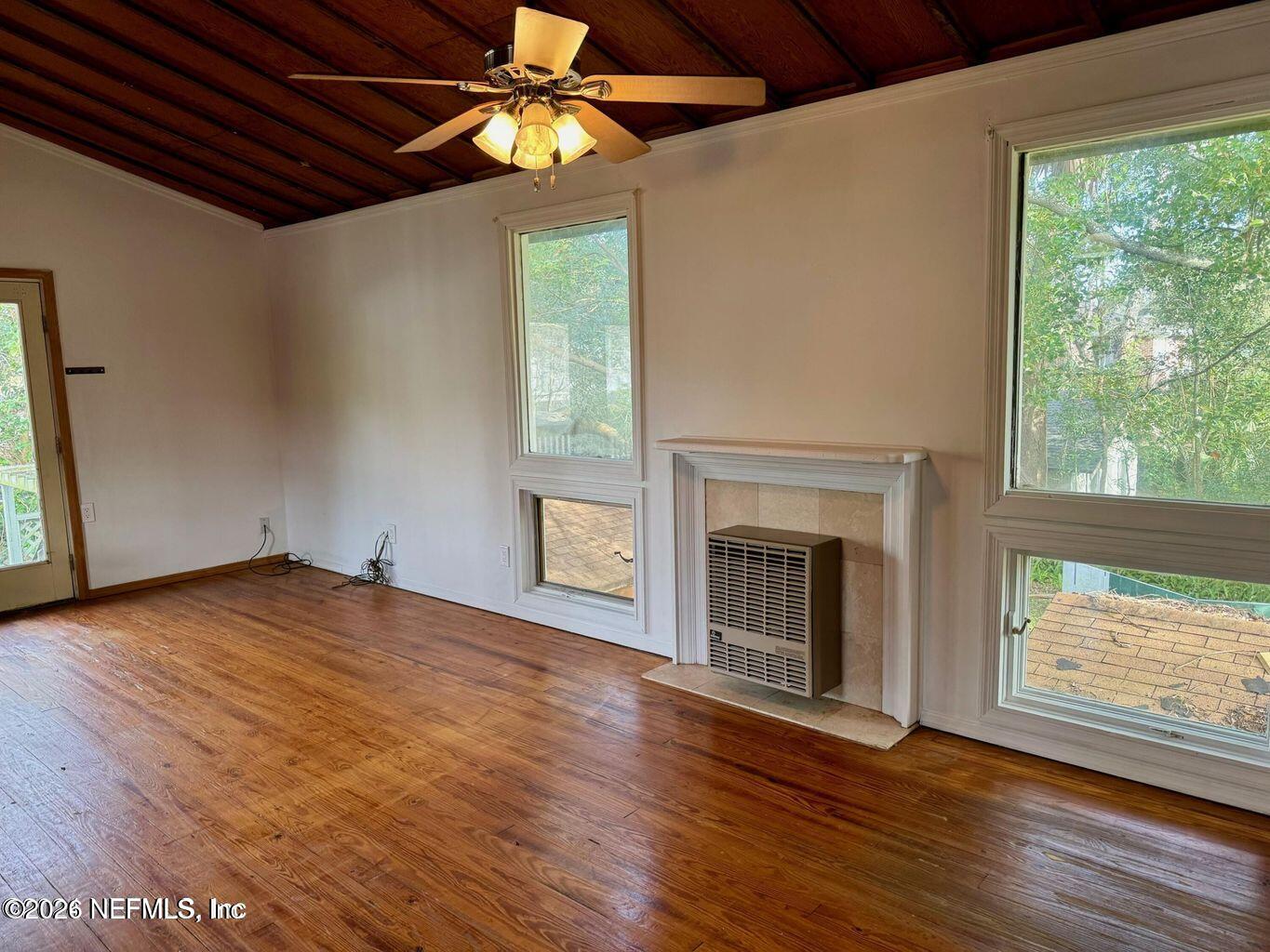 1457 CHALLEN Avenue A