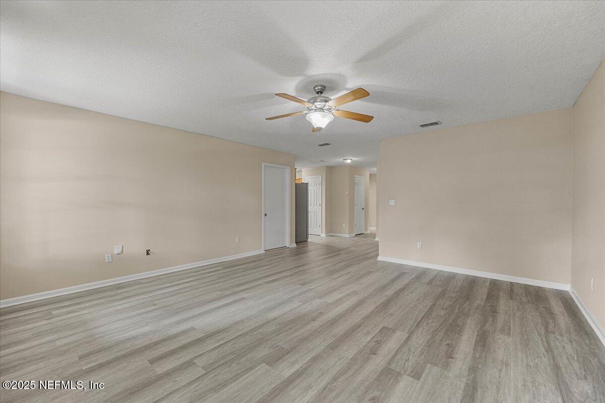 4527 CLAIRMONT Road