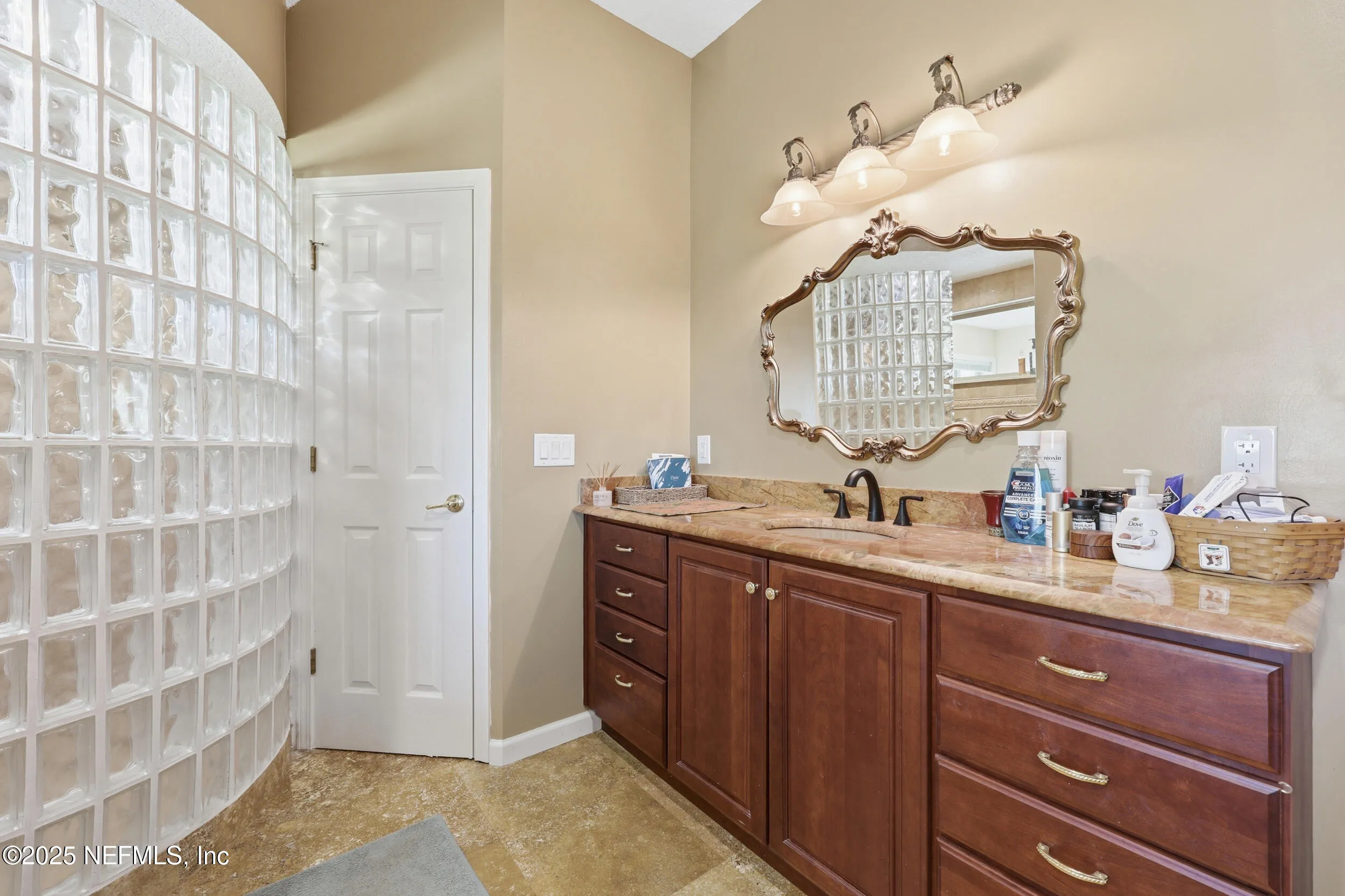 Jacksonville Beach, Florida, 32250, United States, 3 Bedrooms Bedrooms, ,3 BathroomsBathrooms,Residential,Active,1973512