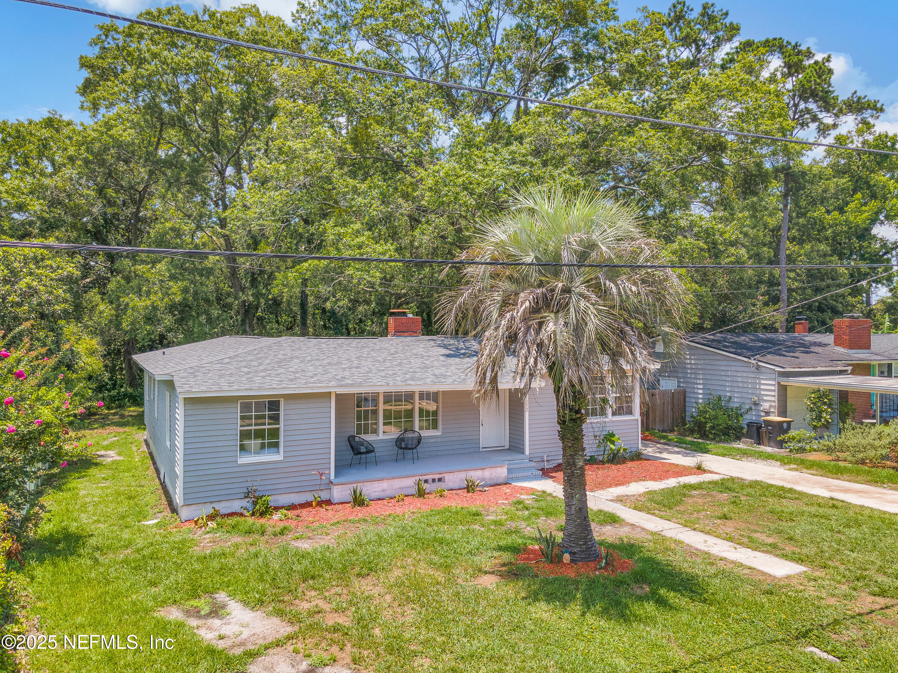 1232 HAMILTON Street