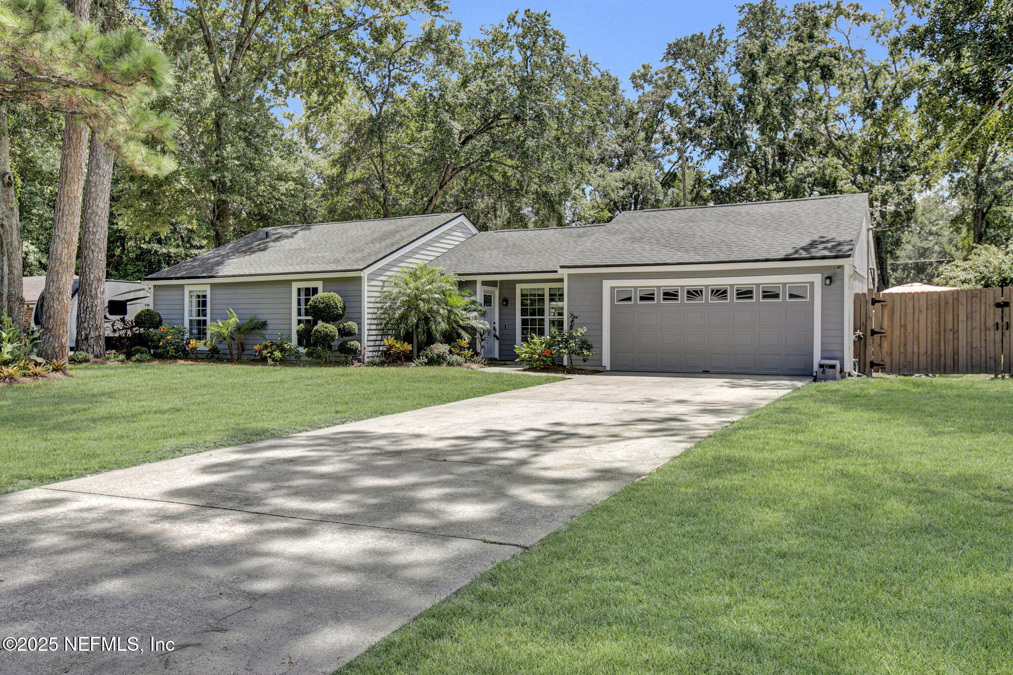 762 HIBERNIA FOREST Drive
