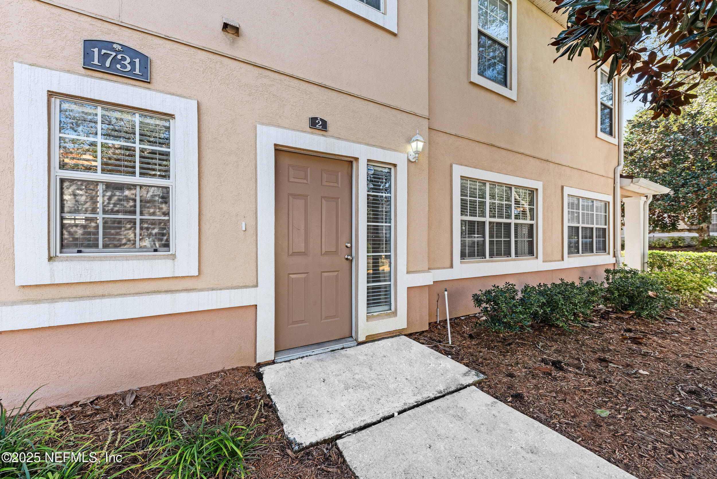 1731 FOREST LAKE Circle W 2