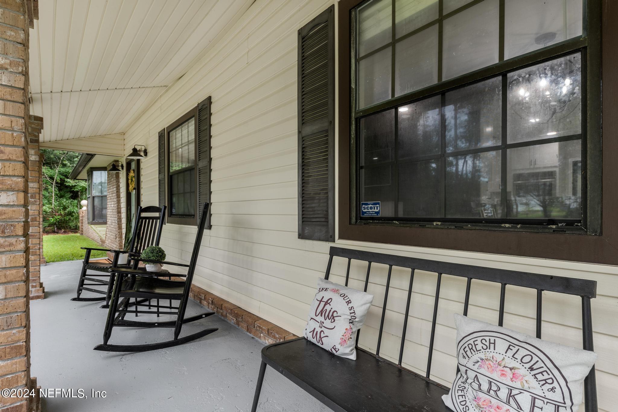 984 EAGLE BEND Court