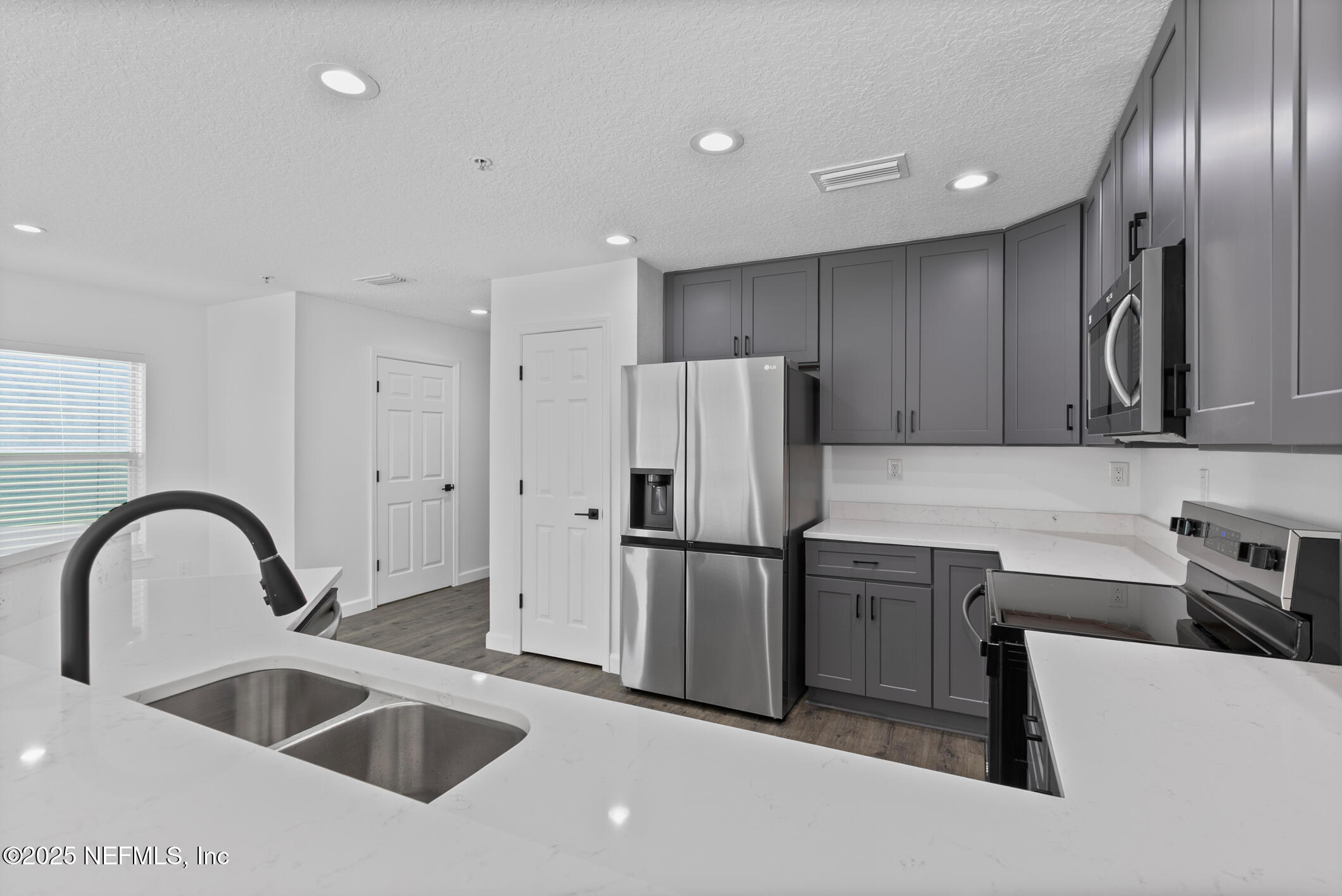 852 BLACK CHERRY Drive