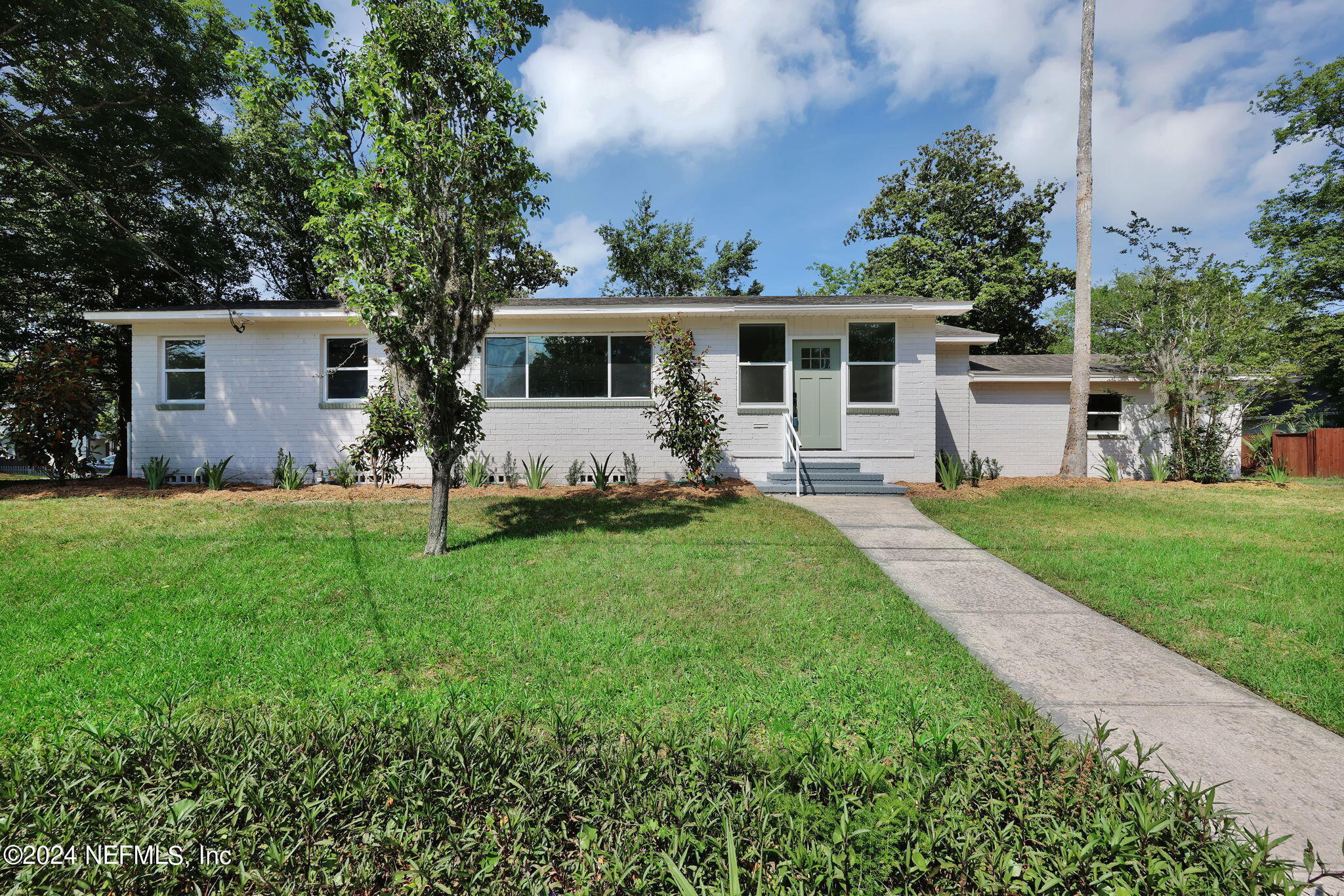 Jacksonville, FL home for sale located at 1541 Pinegrove Avenue, Jacksonville, FL 32205