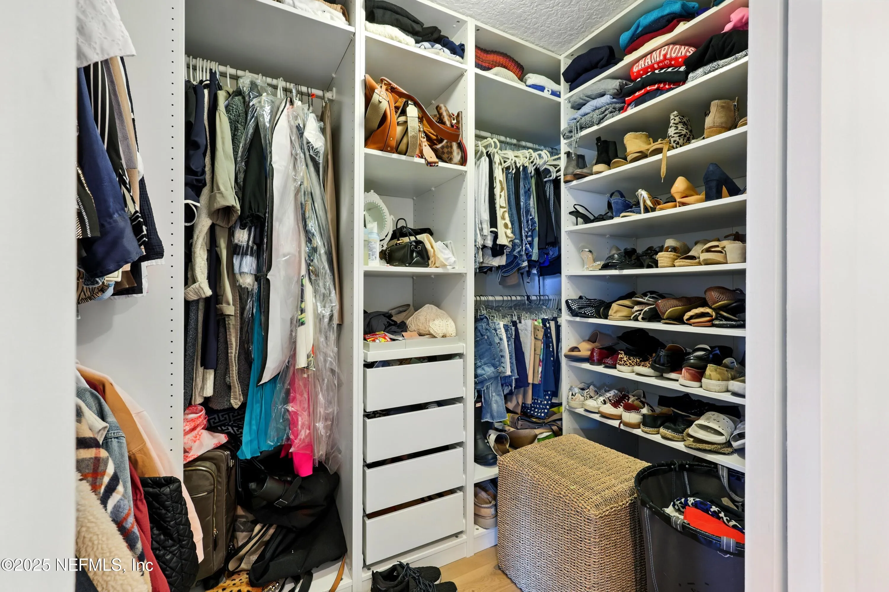 Jacksonville, Florida 32217, United States, 4 Bedrooms Bedrooms, ,3 BathroomsBathrooms,Residential,Active,147337