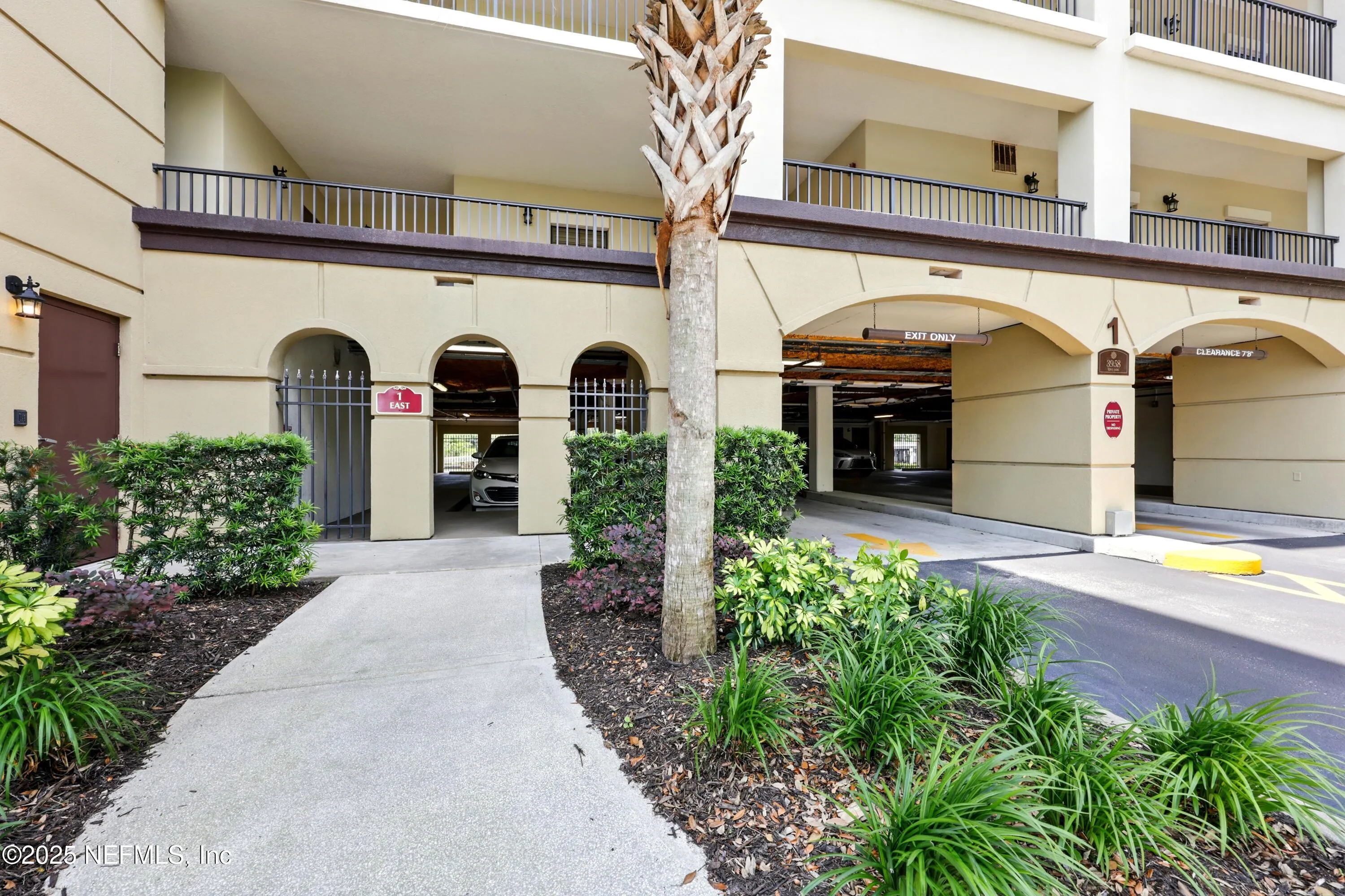 Jacksonville, Florida 32217, United States, 4 Bedrooms Bedrooms, ,3 BathroomsBathrooms,Residential,Active,147337