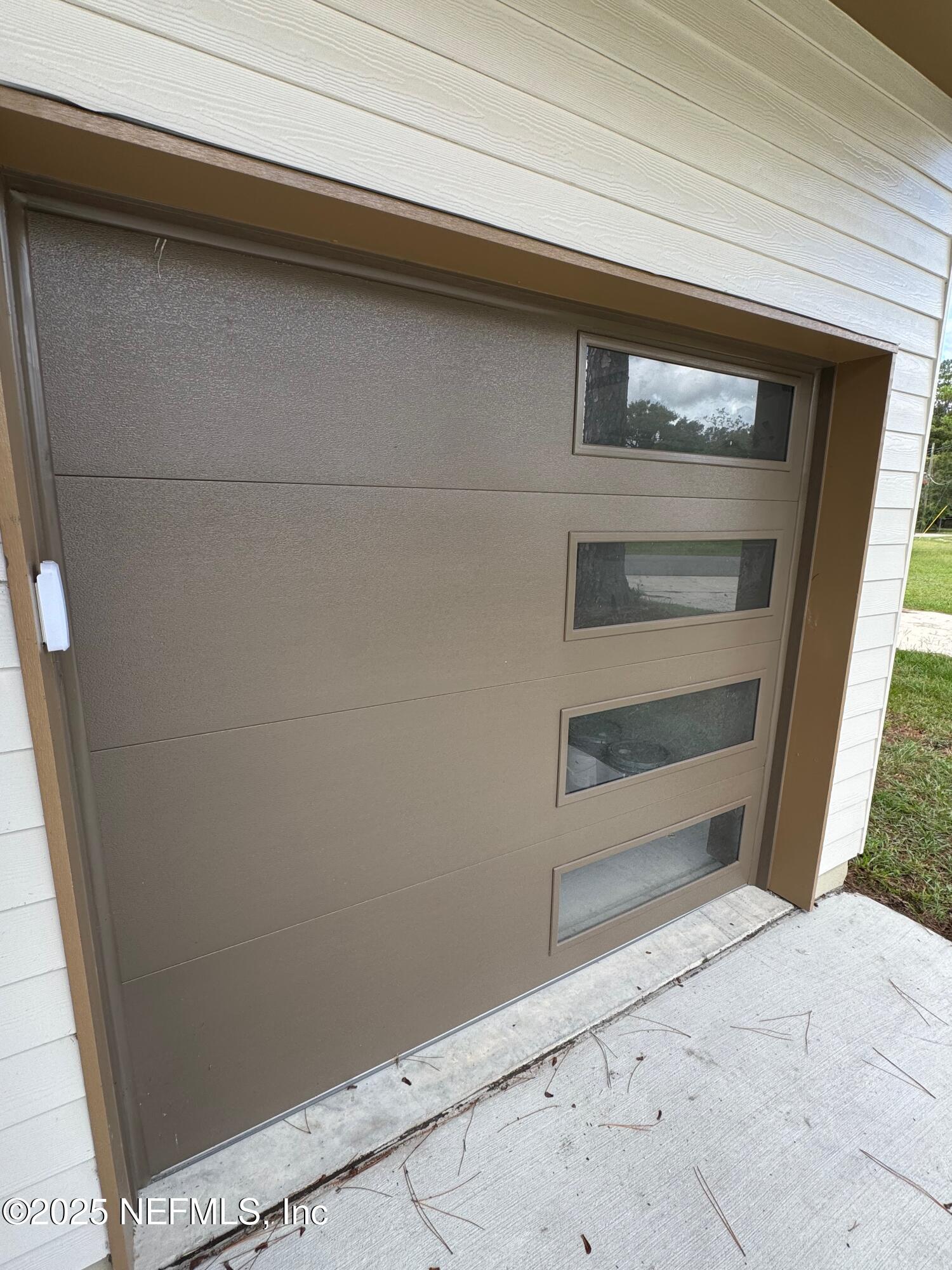 6620 GILLISLEE Drive W