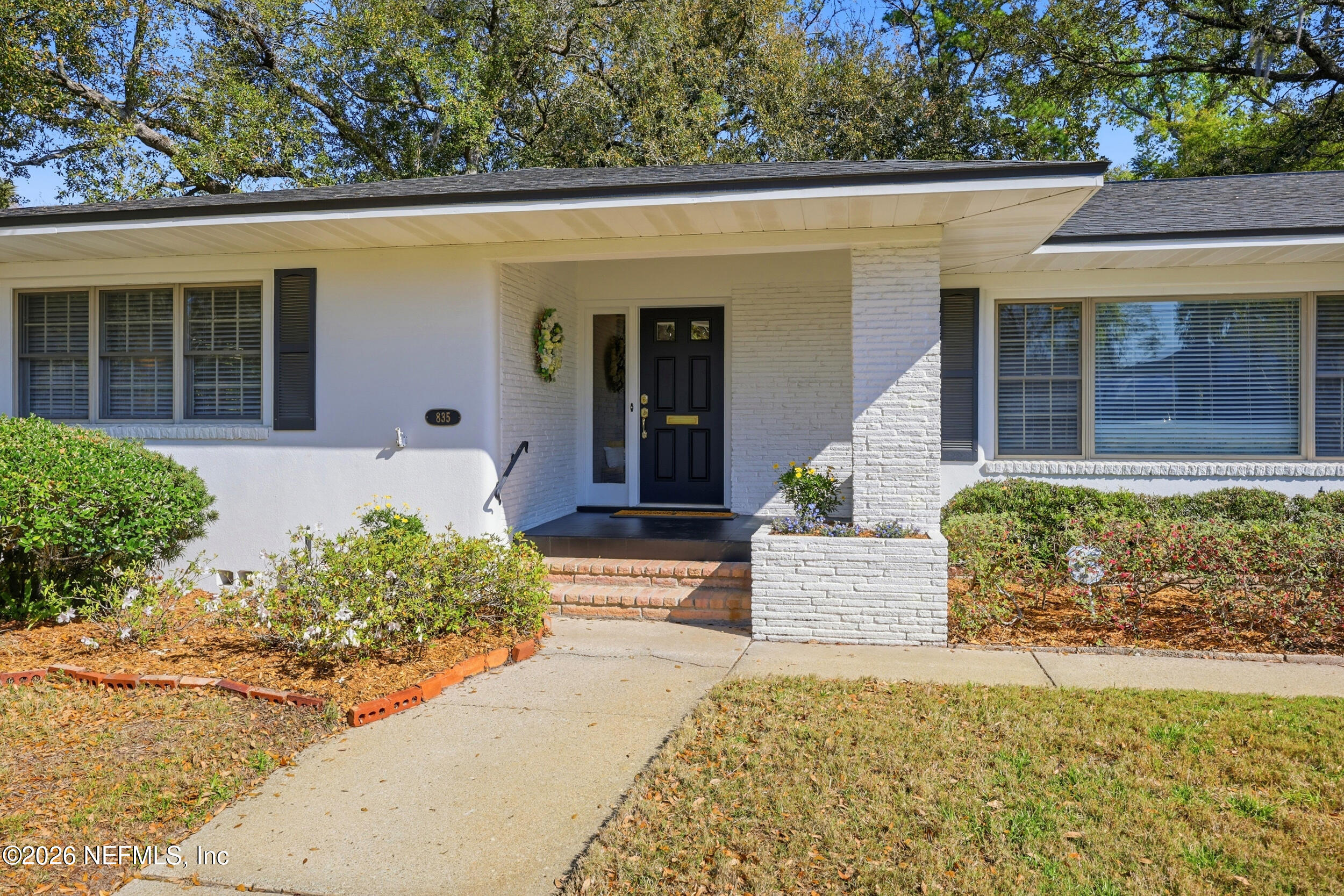 835 GRANADA Boulevard S