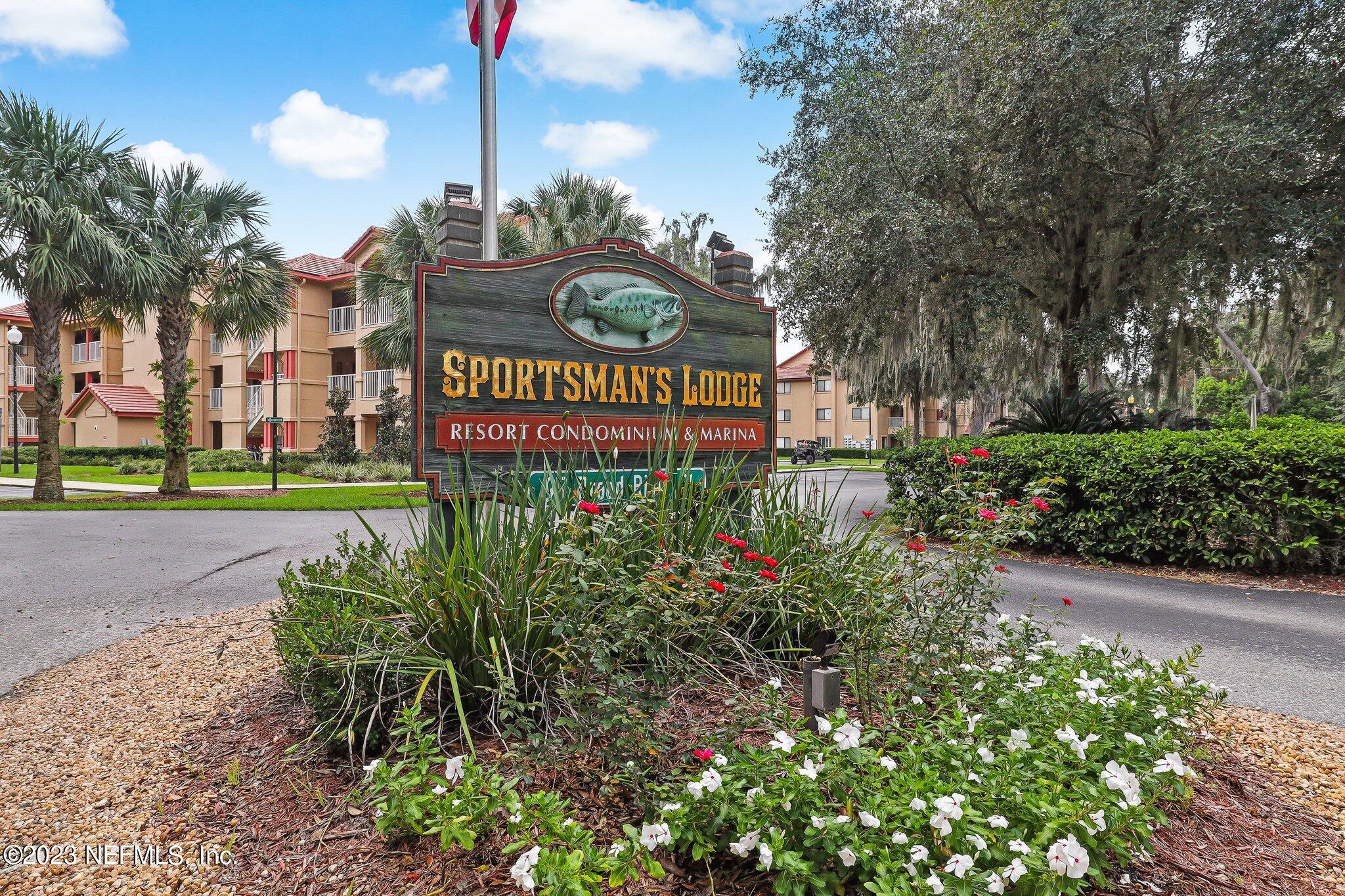 WELAKA, FL home for sale located at 99 BROAD RIVER PL 1301, WELAKA, FL 32193
