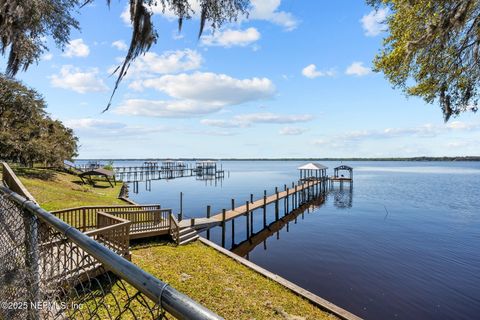 A home in Palatka