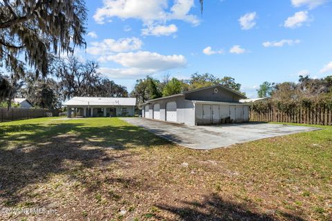 A home in Palatka