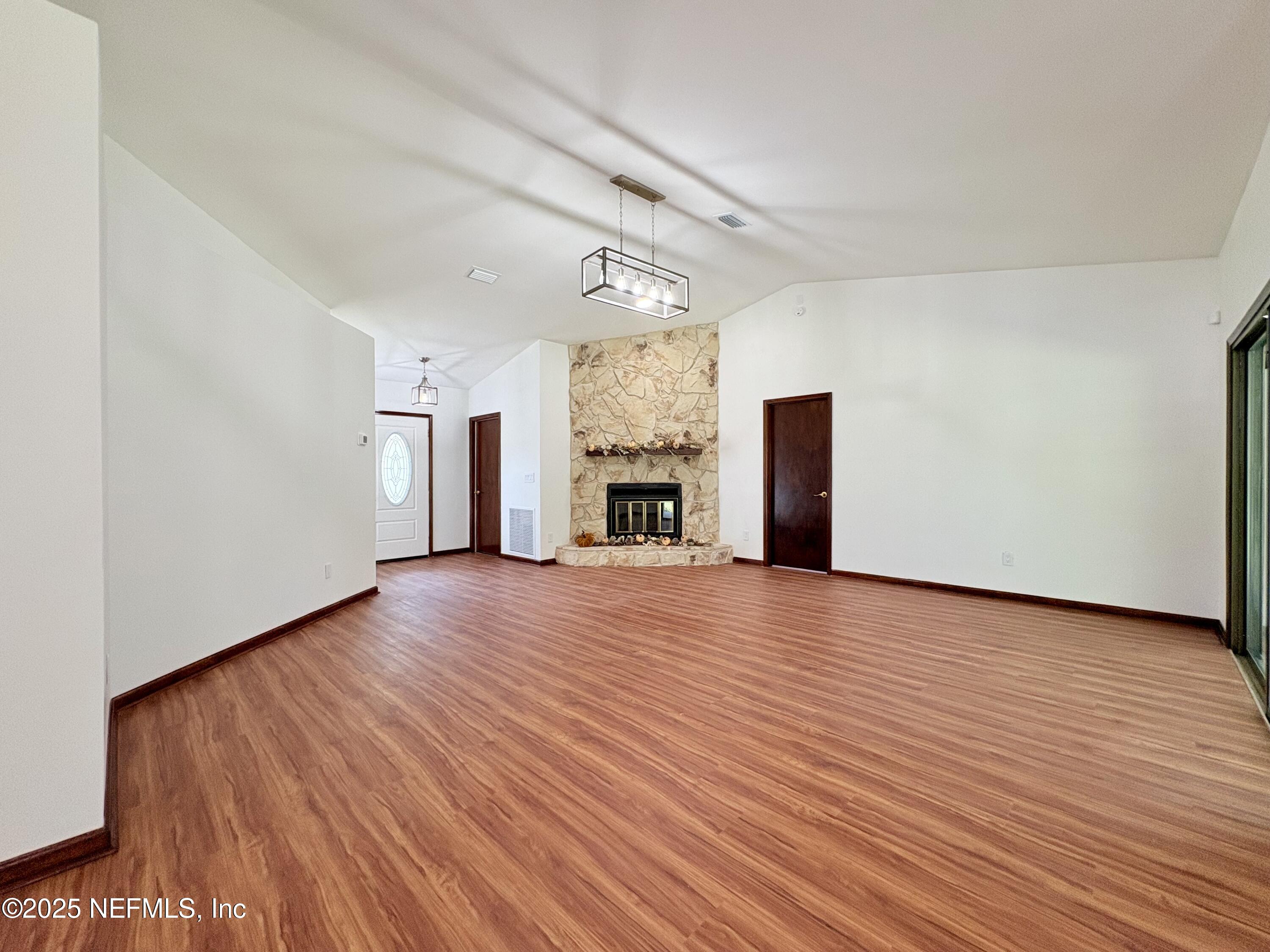 1742 TIFFANY PINES Circle E