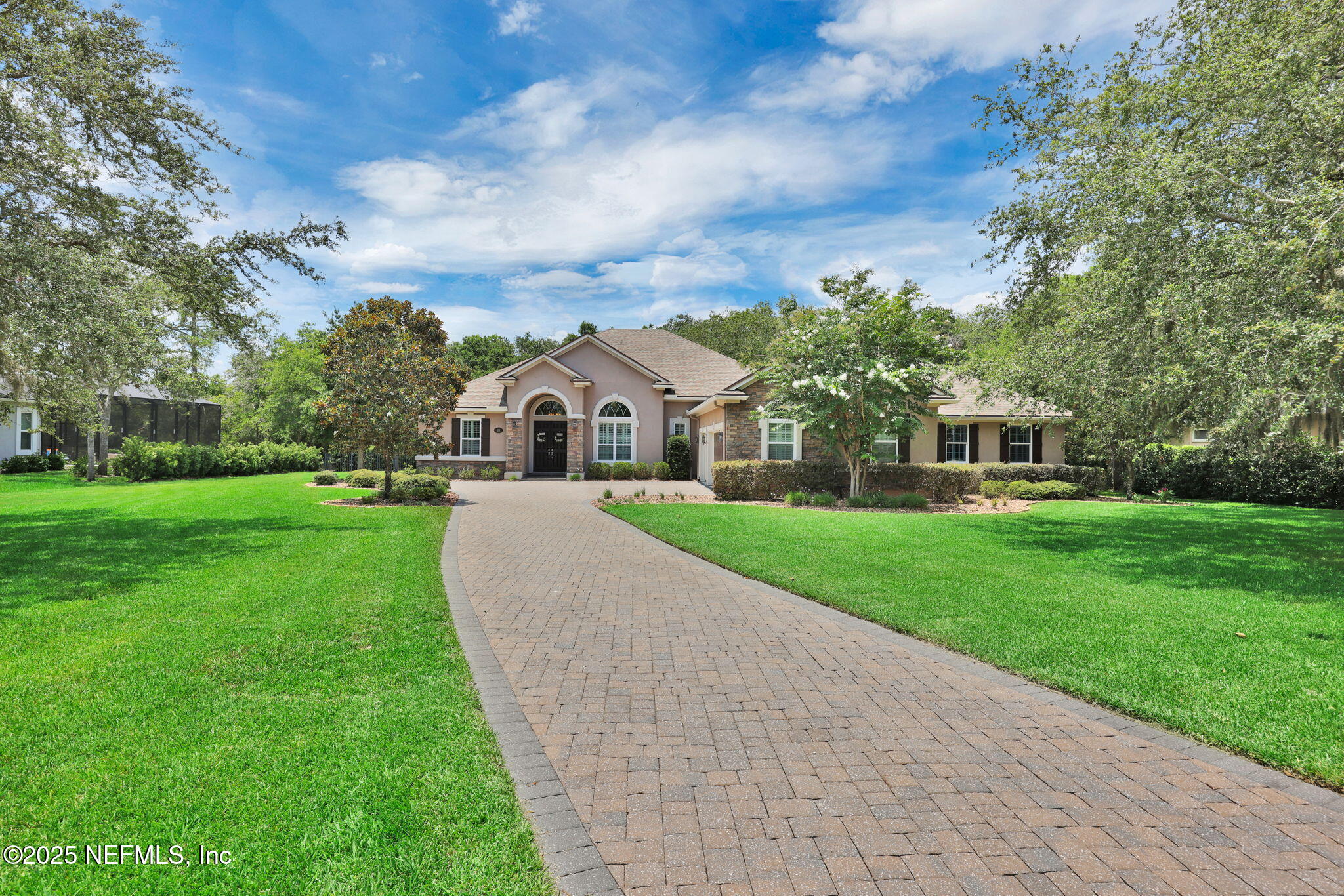 104 HICKORY HILL Drive