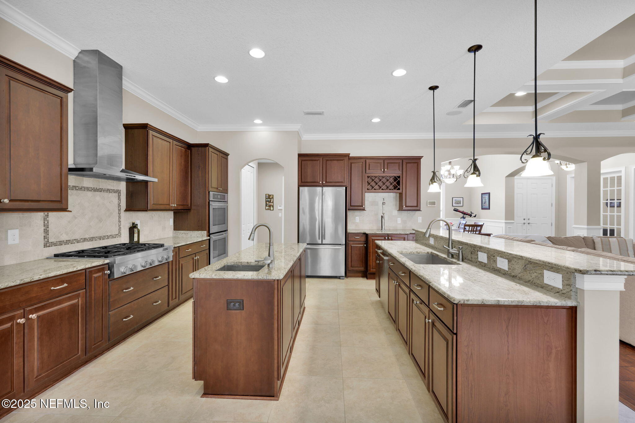 104 HICKORY HILL Drive