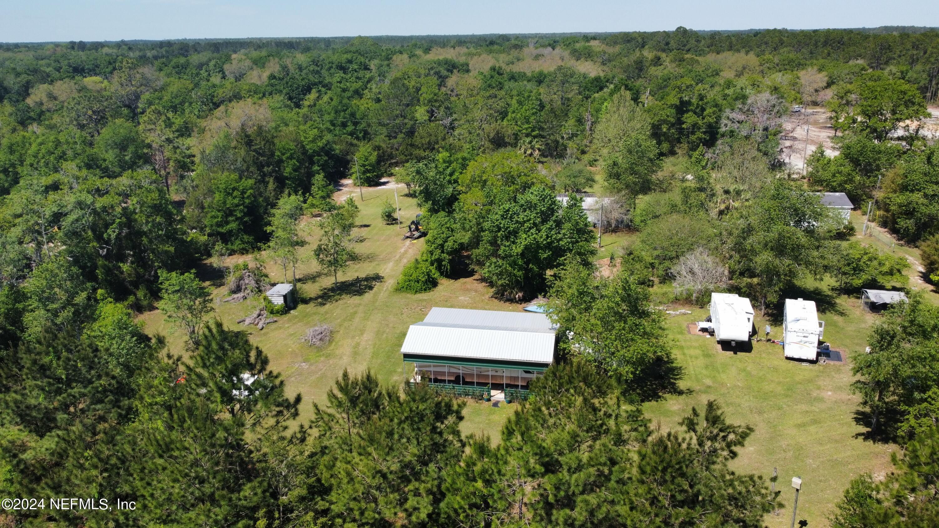 6087 WOODARD Lane