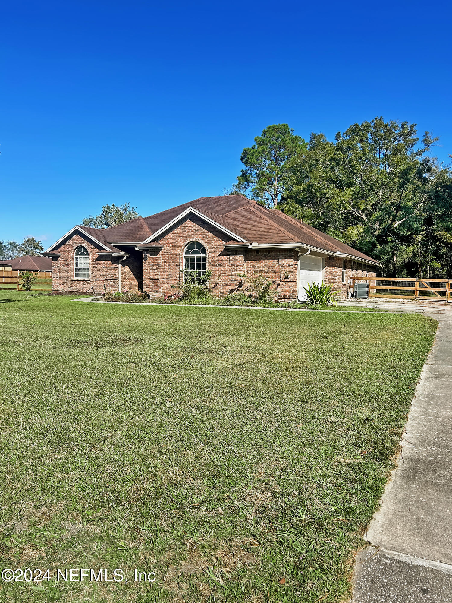 55281 YELLOW JACKET Drive