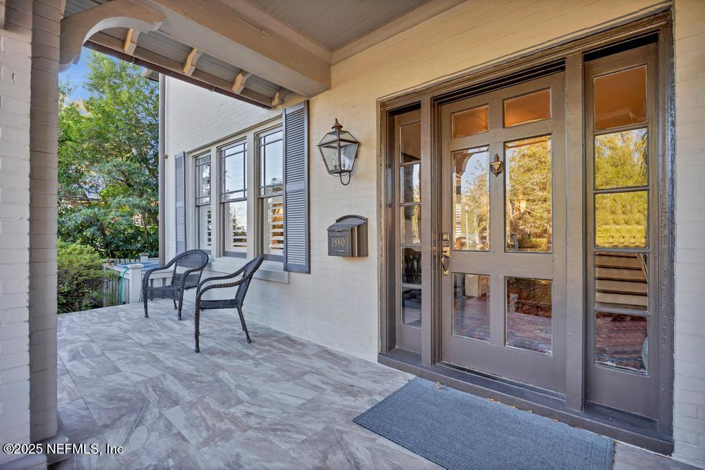 1880 EDGEWOOD Avenue S