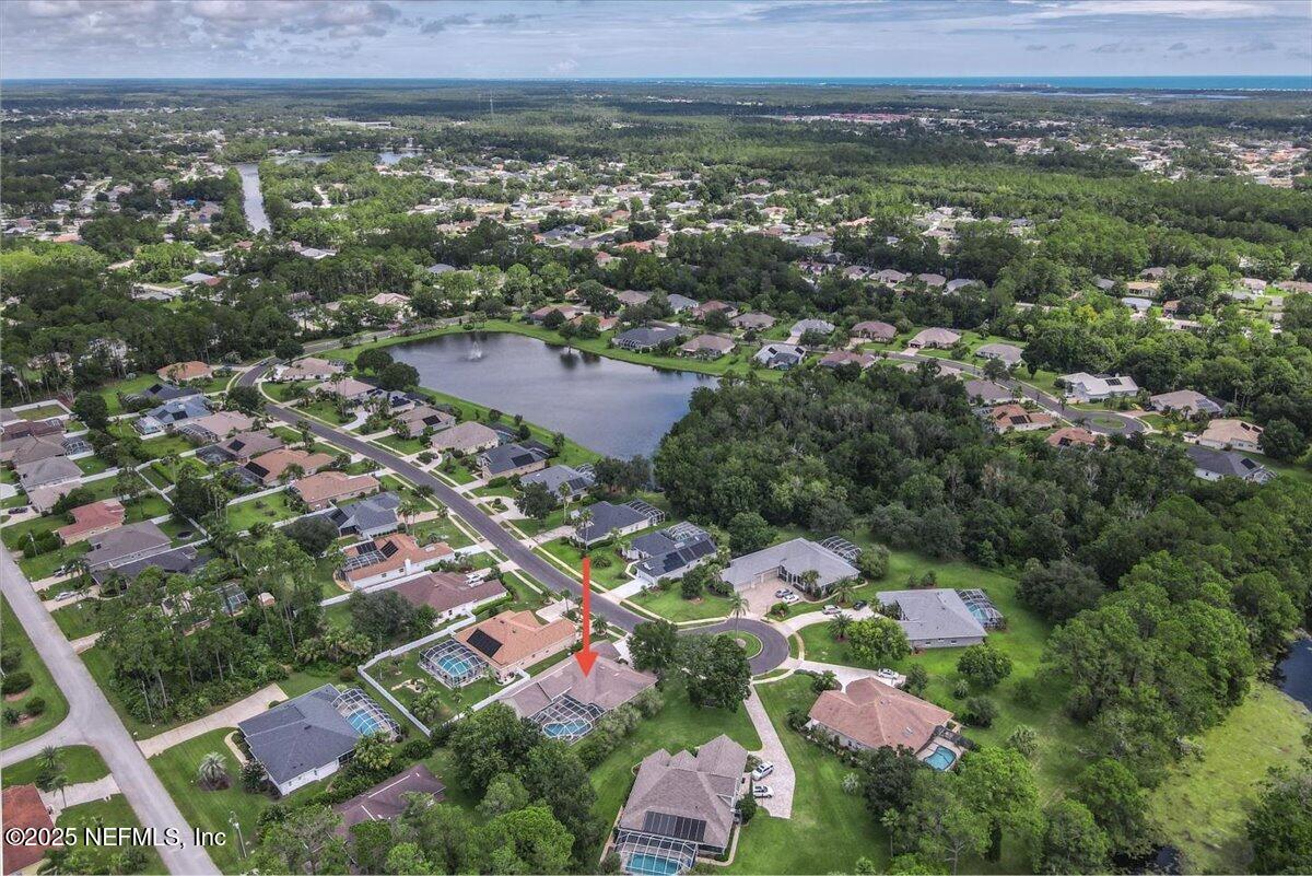 24 LAKESIDE Place W
