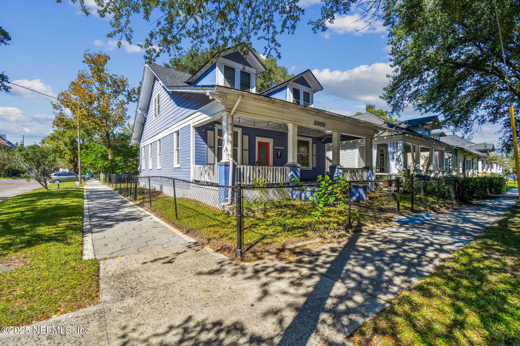 2002 N LIBERTY Street