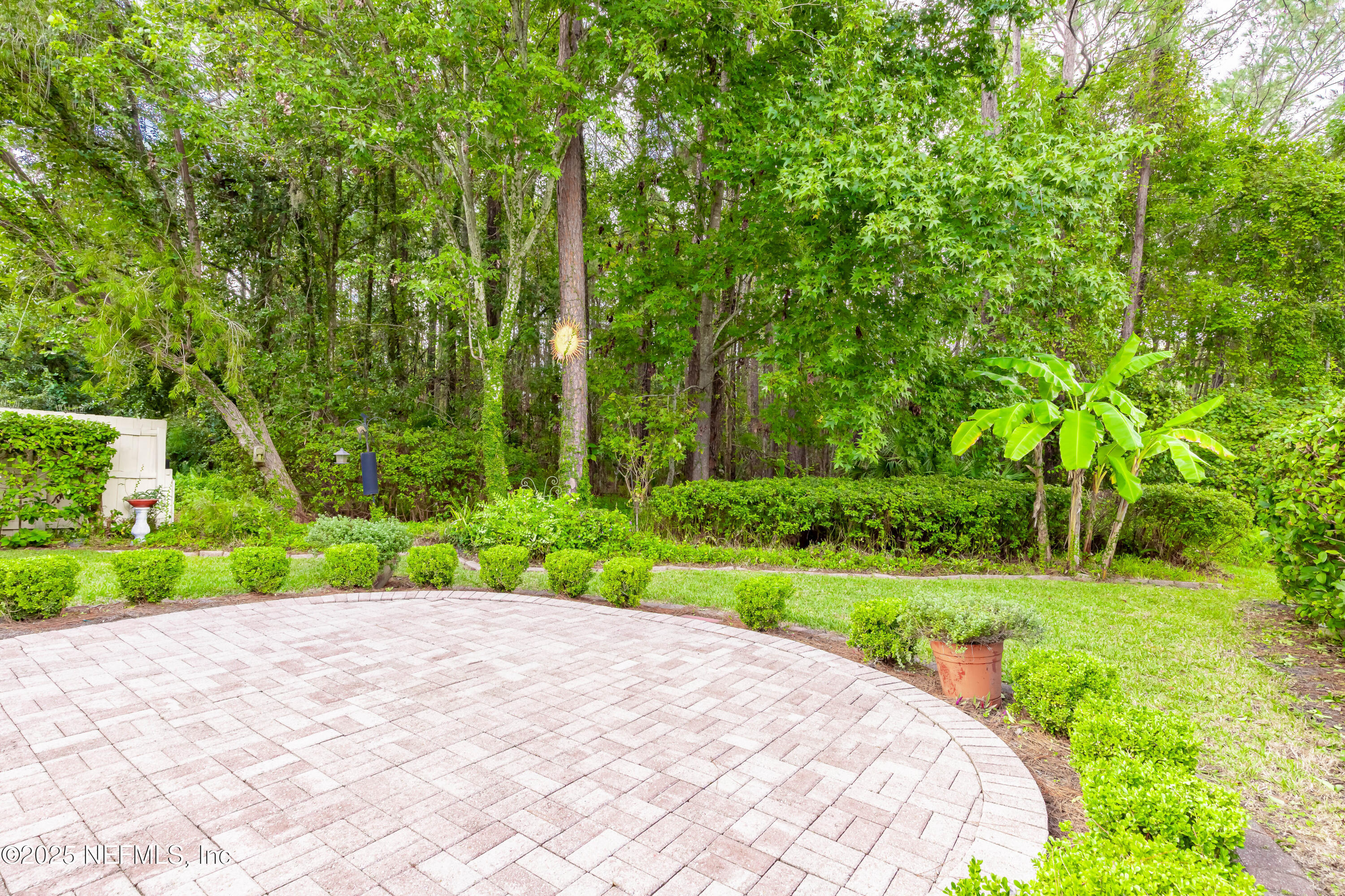 1129 SUMMERCHASE Drive