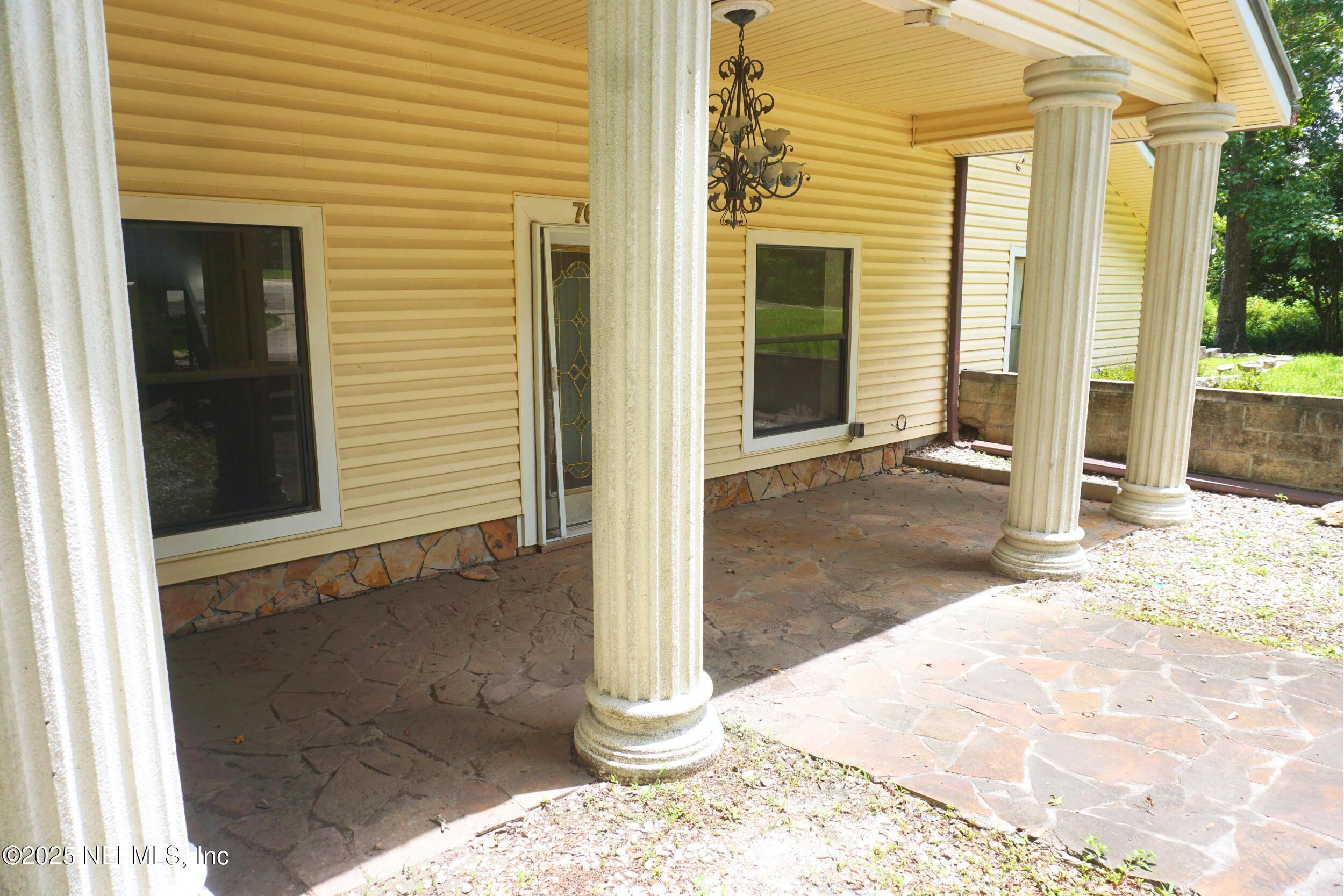 764 HAZELWOOD Court