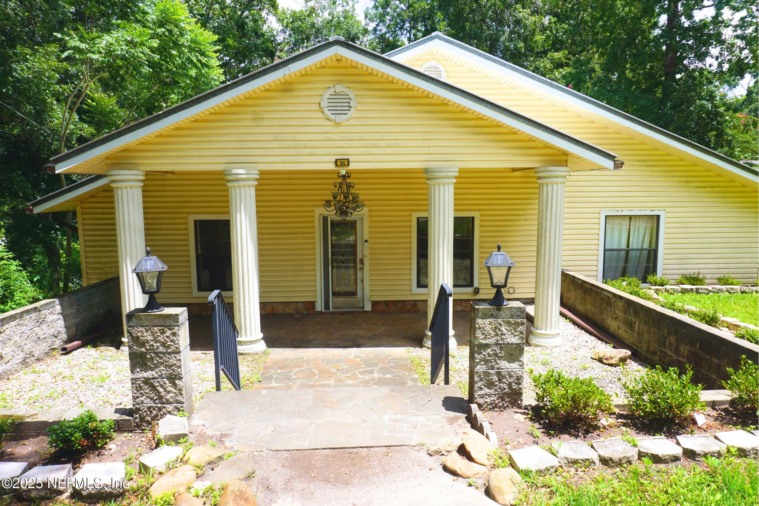 764 HAZELWOOD Court