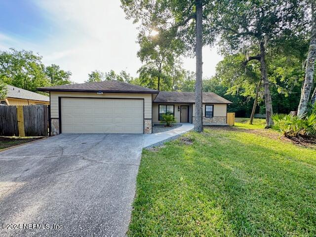 Middleburg, FL home for sale located at 1656 Sandy Hollow Loop, Middleburg, FL 32068