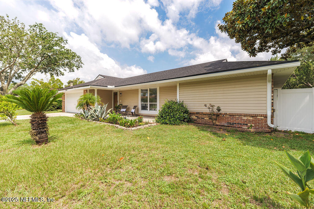 13999 ISLAND COVE Drive