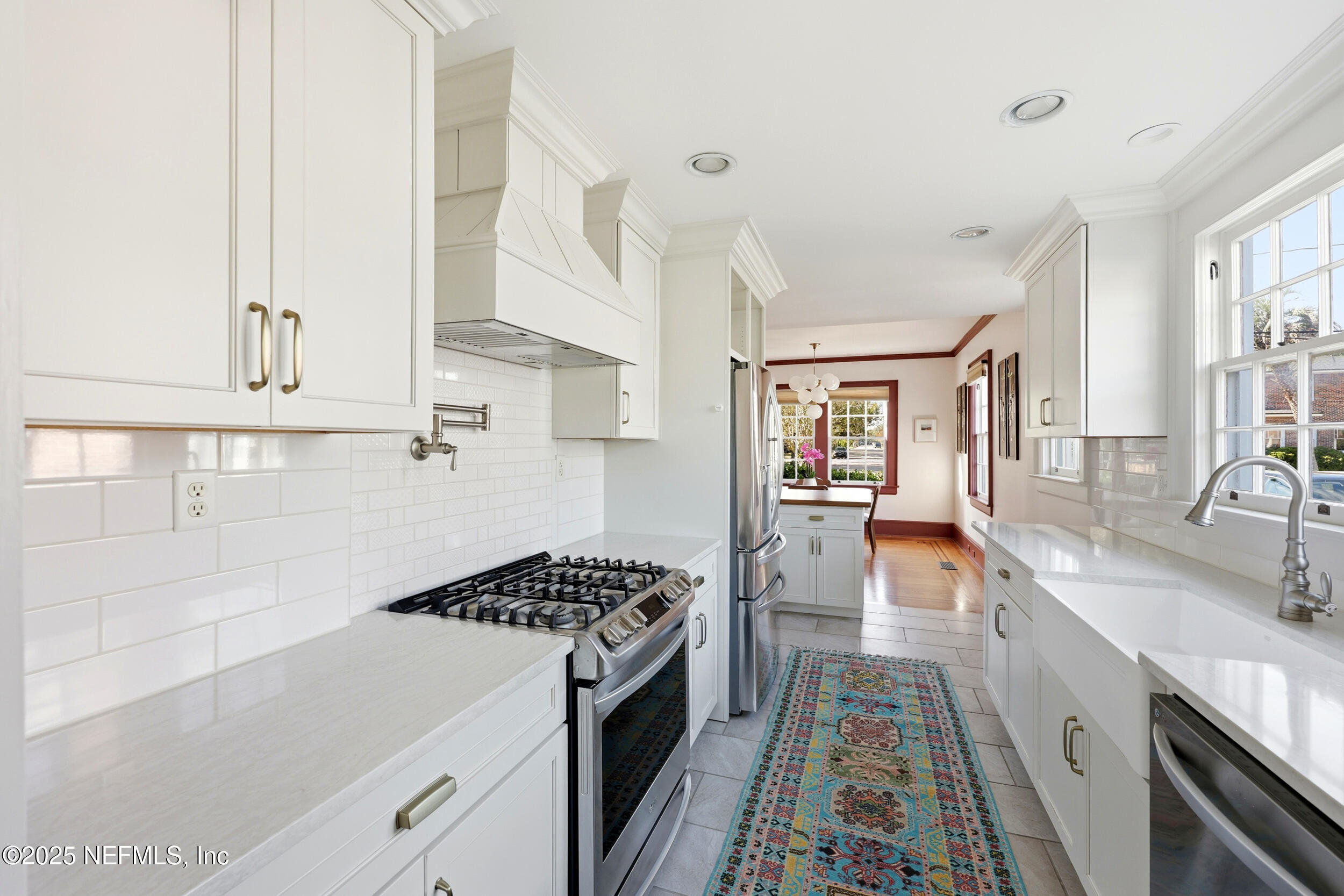 1365 BELVEDERE Avenue