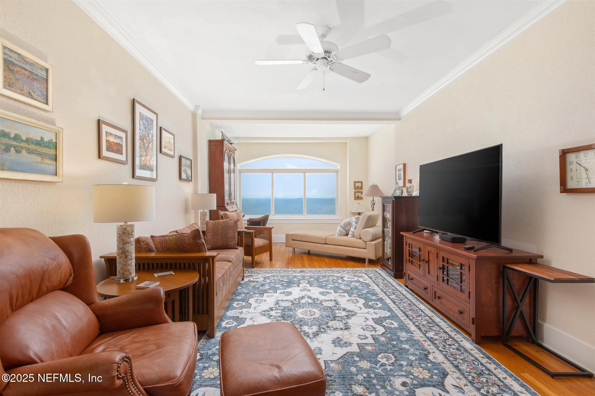 1846 MARGARET Street 7C