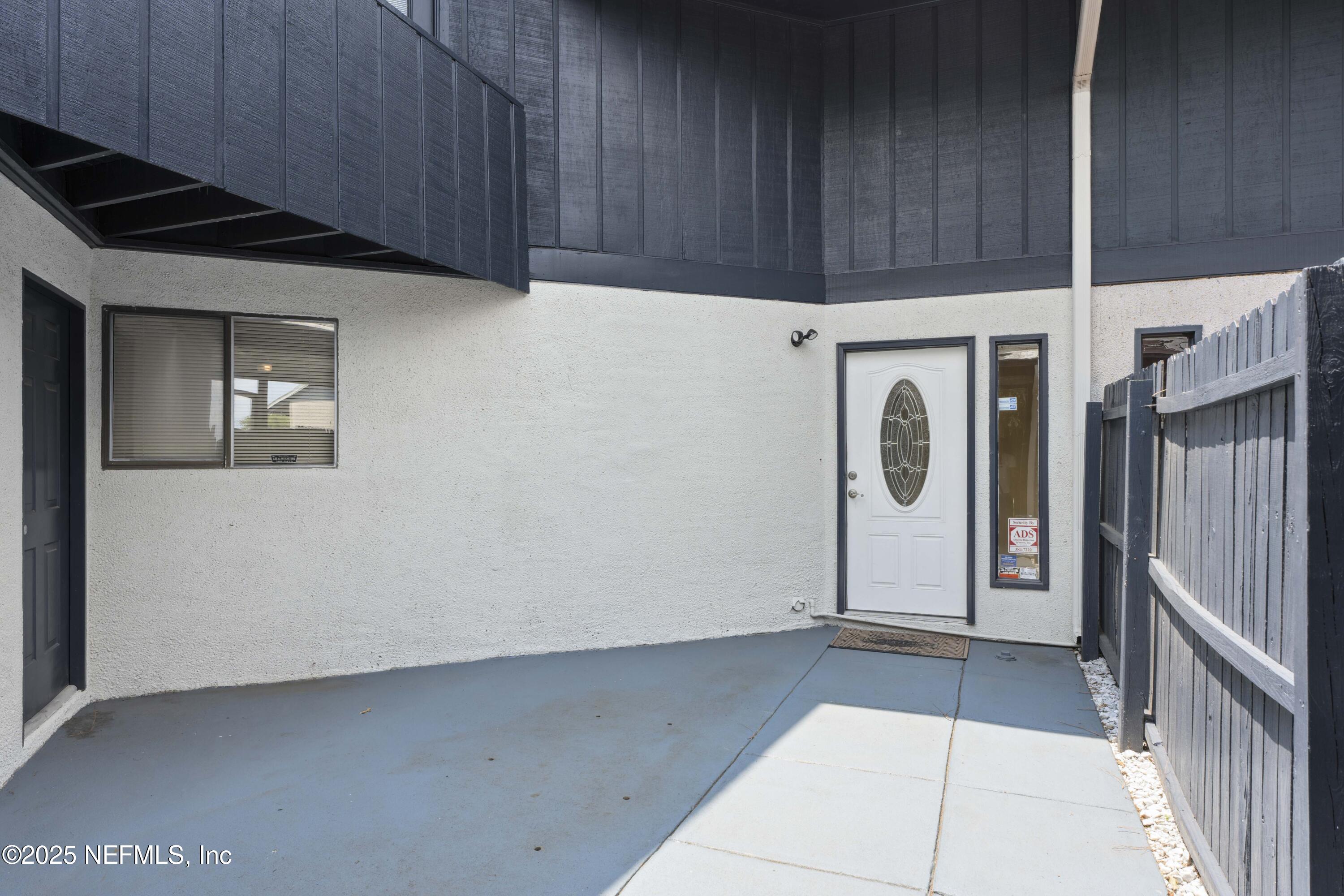 10030 S ROMAINE Circle
