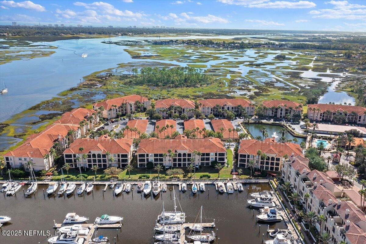 13846 ATLANTIC Boulevard 202