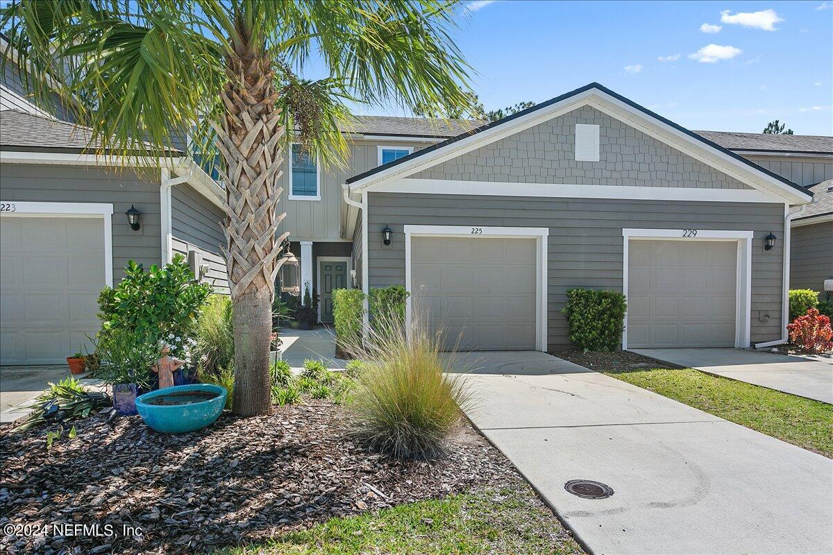 St Augustine, FL home for sale located at 225 Whitland Way, St Augustine, FL 32086